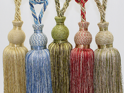 Арт. 2015-27 NEW. Небольшая кисть для портьер мелким оптом, 66 см