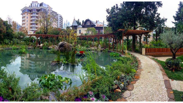 Благоустройство и озеленение сквера у Зимнего театра г. Сочи