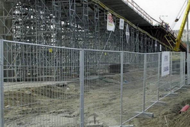Установка строительного временного ограждения стройплощадки под ключ в МОскве и МО