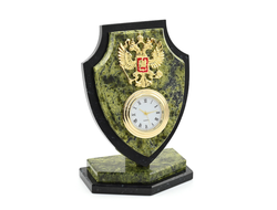 Модель № ST25: часы из камня змеевика с гербом России