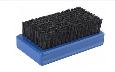 Прямоугольная стальная щетка с длинным ворсом BASEBRUSH STEEL HOLMENKOL 24524