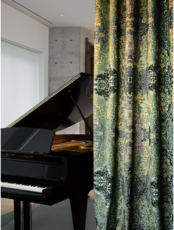 Vivaldi, портьера сабстрактным рисунком