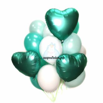 Композиция из воздушных белых и мятных шаров с сердцами