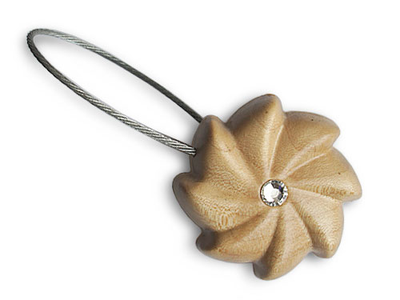 "Муза", подхват на магните из дерева