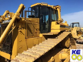 7G-2454 Стекло лобовое закаленное CAT D6R