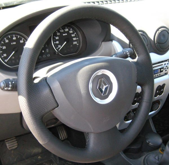 Кожаная накладка на руль Renault Logan I (LS) Рестайлинг (2009-2014), Renault Sandero I (B90) (2008-2014), Renault Clio II (Symbol) (B/C/B0/1) (2001-2013), LADA Largus (B0), Daewoo Nexia I Рестайлинг (2008-2016), Nissan Almera III (G11,G15) (2012-2018)