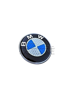 Эмблема BMW синяя, сделана под карбон, диаметр 82мм. Крепится на капот и багажник. Цена за 1 шт.