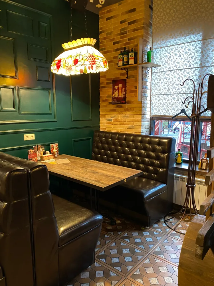 Мягкая зона.
Вместимость до 6 человек.