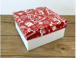 Коробка подарочная ВЫСОКАЯ БЕЗ ОКНА, 25*22* высота 10 см, Елки на красном