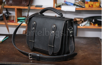 Арт.№3202 Универсальная сумка (с передним карманом и ручкой)