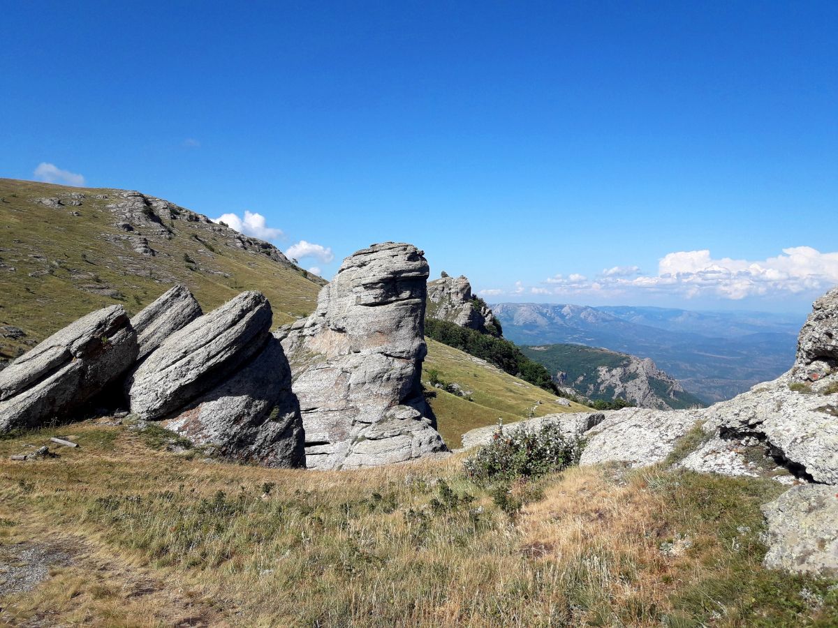 Южная Демерджи, Походы по Крыму налегке