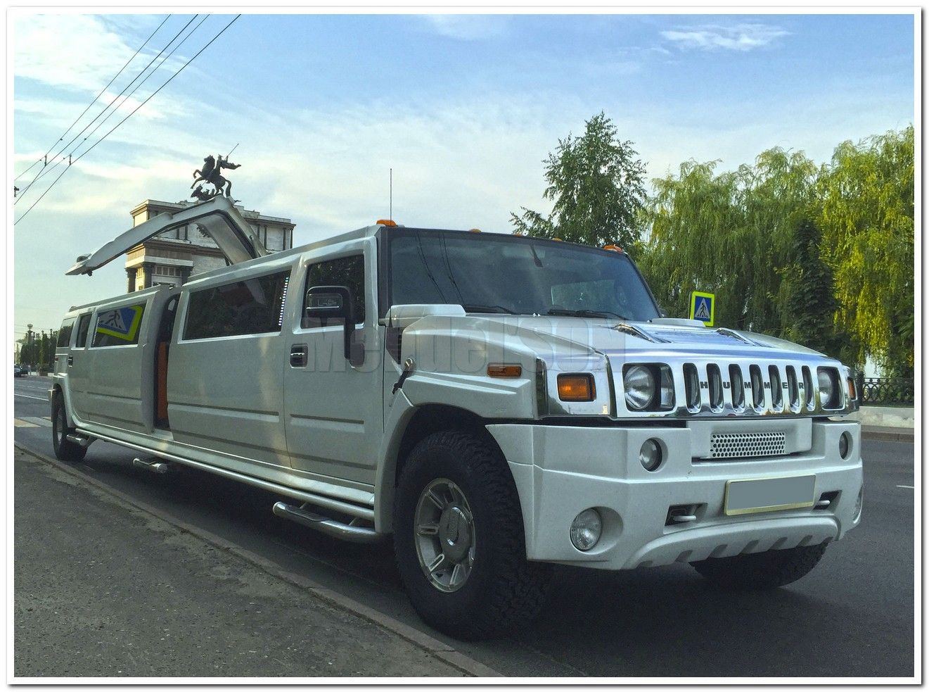 ЛИМУЗИН КАРЕТА 3D LONG (LINCOLN CARRIAGE EXCLUSIVE 3D LONG LIMO) 2015 Г.В., ЦЕНА ДОГОВОРНАЯ.