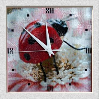 "Часы Божья коровка" ББ DS602 (алмазная мозаика) mh-mjk "Часы Божья коровка" ББ DS602 (алмазная мозаика) mh-mjk