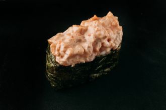 Спайси Саке (острый лосось)