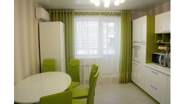 Салатовые занавеси на кухню