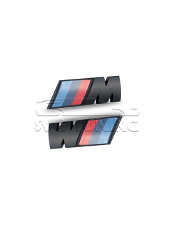 Чёрные шильдики M-Performance на крылья BMW