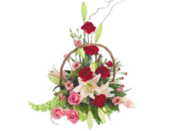 Корзина из роз и Лилий