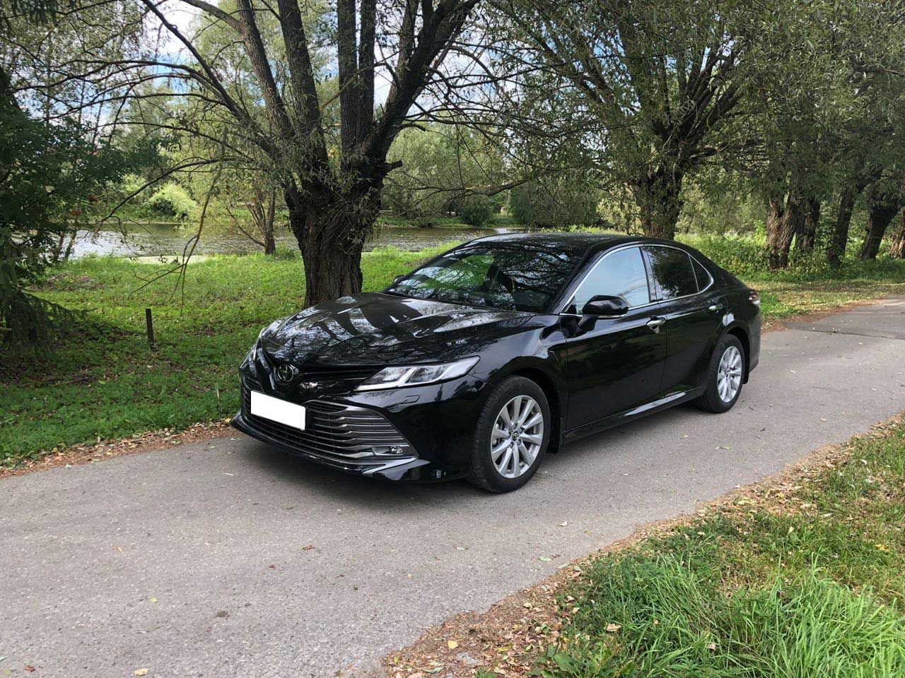 Аренда Toyota Camry с охраной