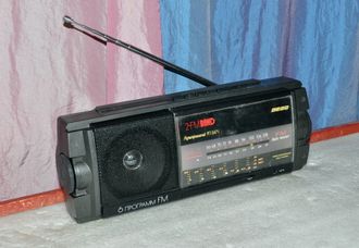 FM Радиоприемник Вега РП247-1