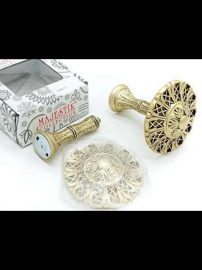 R 279, серия Magestic. Аксессуар с цветочными мотивами