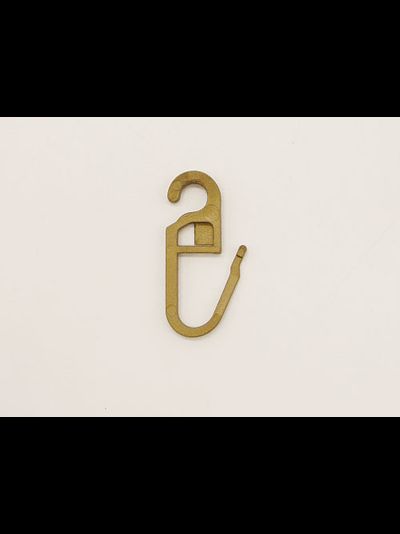 Разноцветные пластмассовые крючки для шторных колец