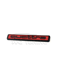 Красно чёрный шильдик Quattro на багажник Audi