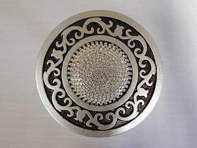 Цвет серебро ( с чернением), эффектный аксессуар для гардин.