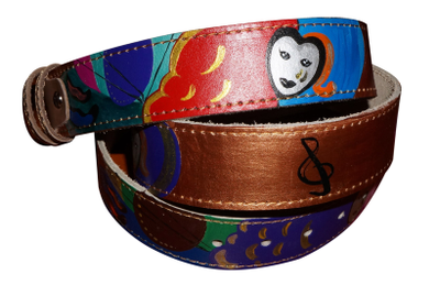 Красочные женские ремни