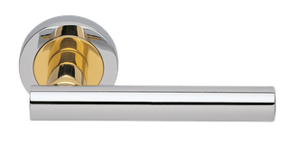 Дверные ручки Morelli Luxury "CALLA" COT Цвет - Полированный хром/золото Дверные ручки Morelli Luxury "CALLA" COT Цвет - Полированный хром/золото