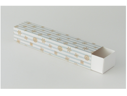 Коробка для макаронс БОЛЬШАЯ, 30*6*5 см, Снежинки с голубой полоской