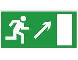 Знак E05 «Направление к эвакуационному выходу направо вверх»