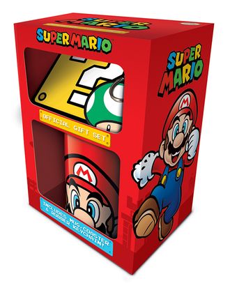 Набор Pyramid: Super Mario (Mario) Кружка, подставка, брелок Sets