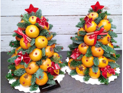 Новогодняя елка с мандаринами