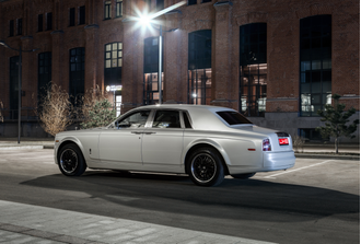 ROLLS-ROYCE Phantom (Белый)