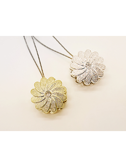 Магнит дизайнерский для штор в виде цветка со стразиком в центре. Мелкий опт