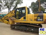 20Y-54-58840 Стекло двери верх второе KOMATSU PC200-7, PC220-7, PC300-7, PC400-7