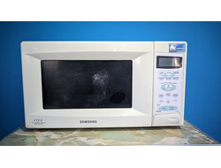 Микроволновая печь Samsung CE2738NR код 545722