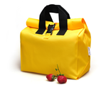 сумка для еды большая желтая яркая с клубникой