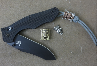 Изделие № 21 "Театральные Маски". Внимание! Указана минимальная цена. Итоговая цена зависит от выбранной комбинации.