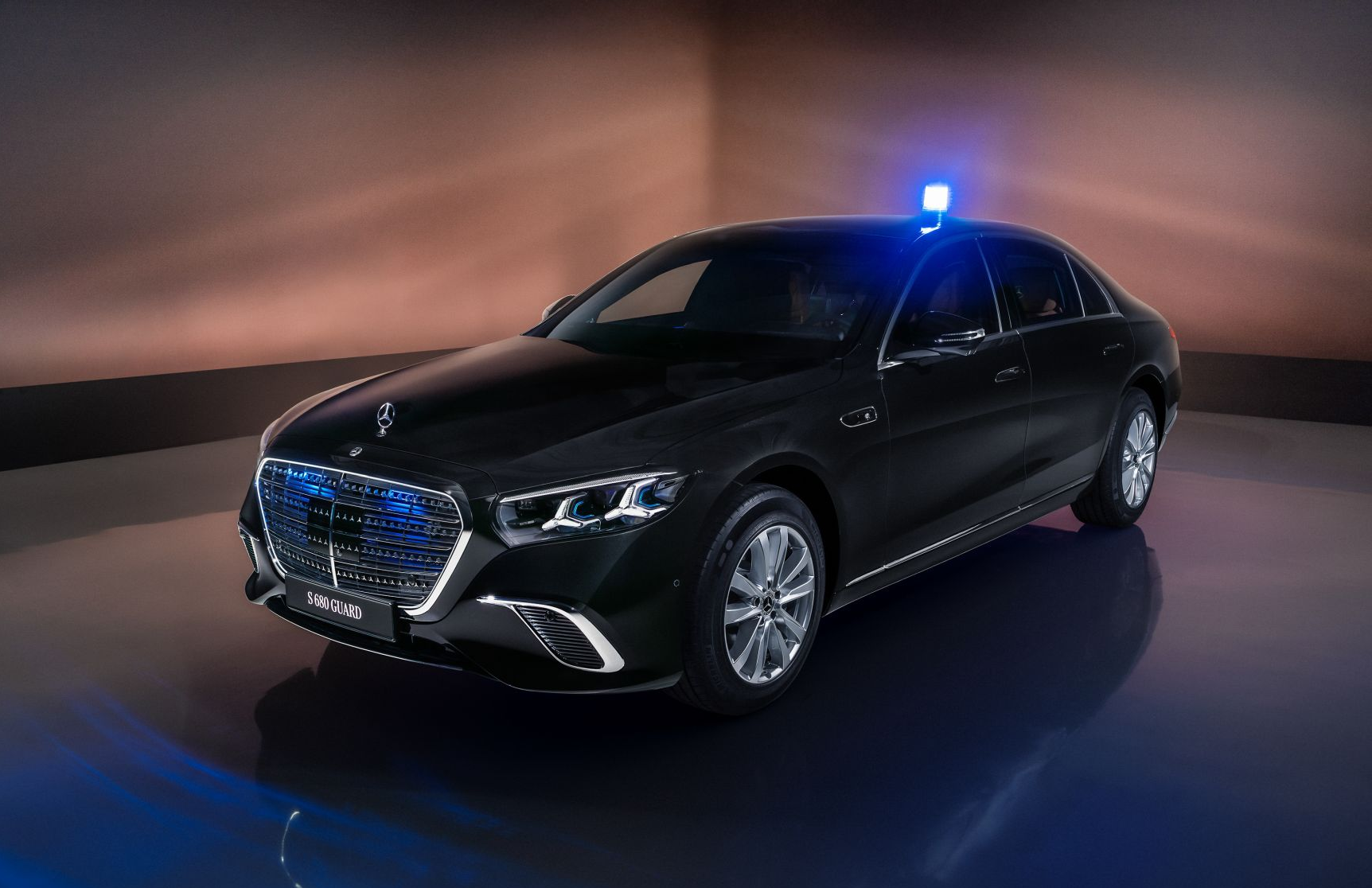 Premium class discreetly armored limousine Mercedes--Benz S680 V223 4Matic Guard in VPAM VR10, 2026/27 YP.