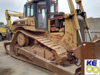 Стекло кузова заднее правое триплекс CAT D6R