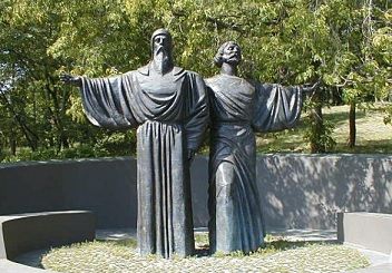 Череповец памятник