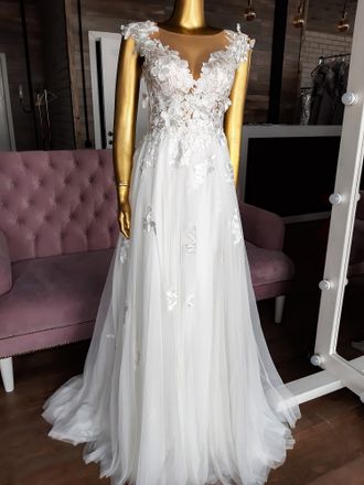 Свадебное белое платье с цветами "Bridget" Diantamo прокат Уфа