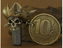 Изделие № 42.1. "Пират с саблями"