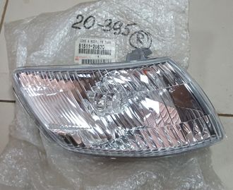 Габарит Toyota  Premio  98-01  Правый  20-395R   81511-20830