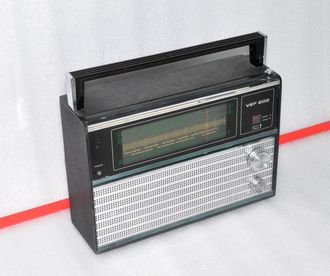 Радиоприемник VEF 202 (вариант 2)