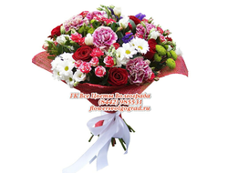 Хризантема с розовой кустовой розой букетом Блюз