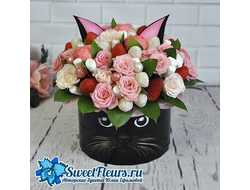 Кошечка с цветами "Черная"