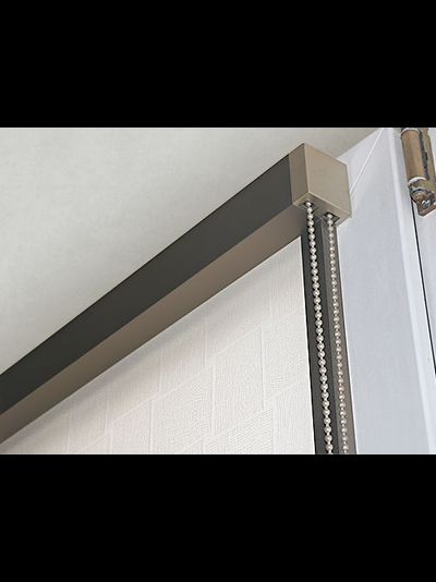 Кассетная роллета для поворотно-откидных створок окна