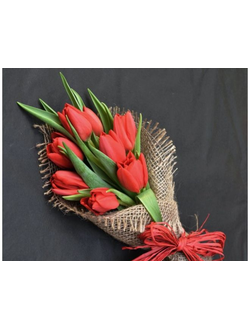 Букет с красными тюльпанами «Лавиния»